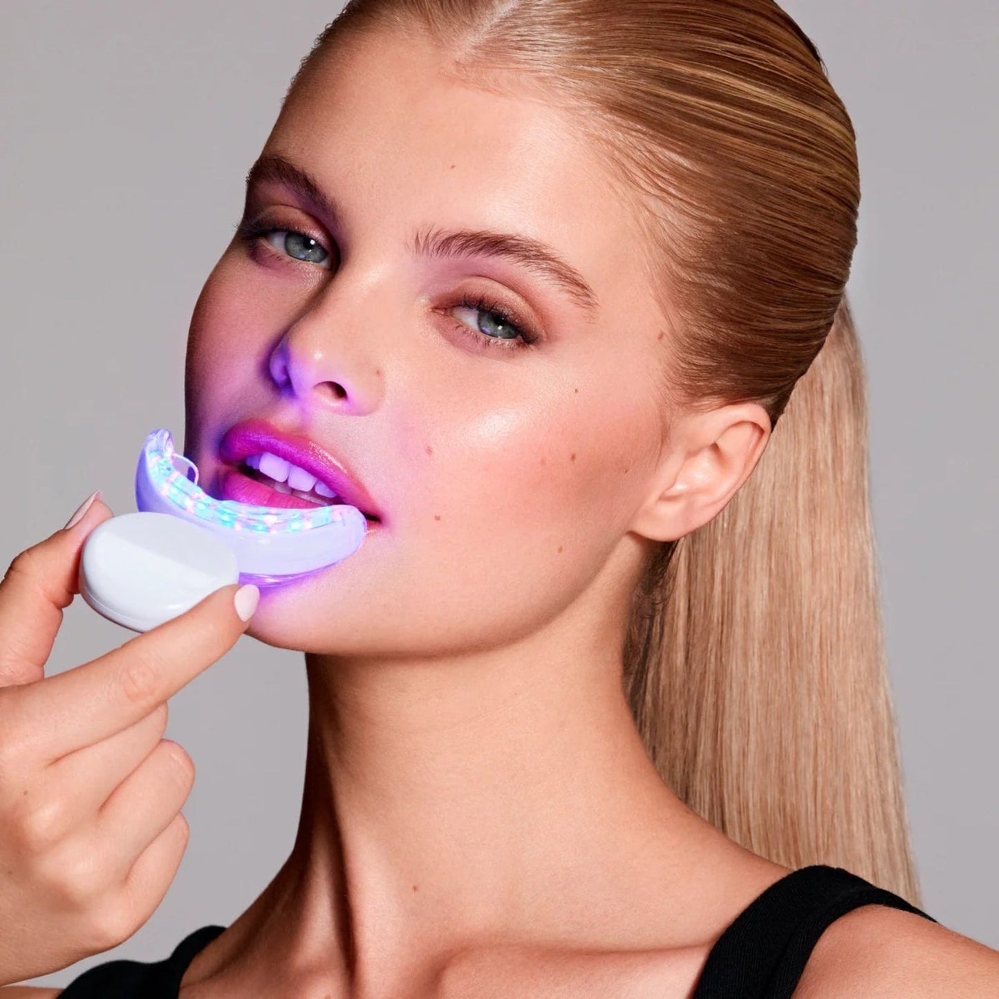 Brillia™ - Teeth Whitening Kit